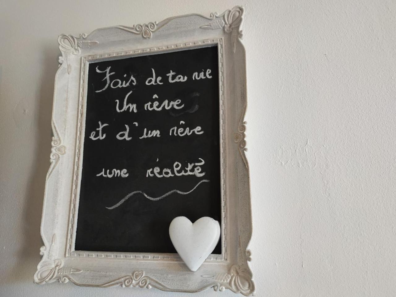 Chez Christy Chemin Des Dinots Bed & Breakfast Saint-Bonnet-de-Four Room photo
